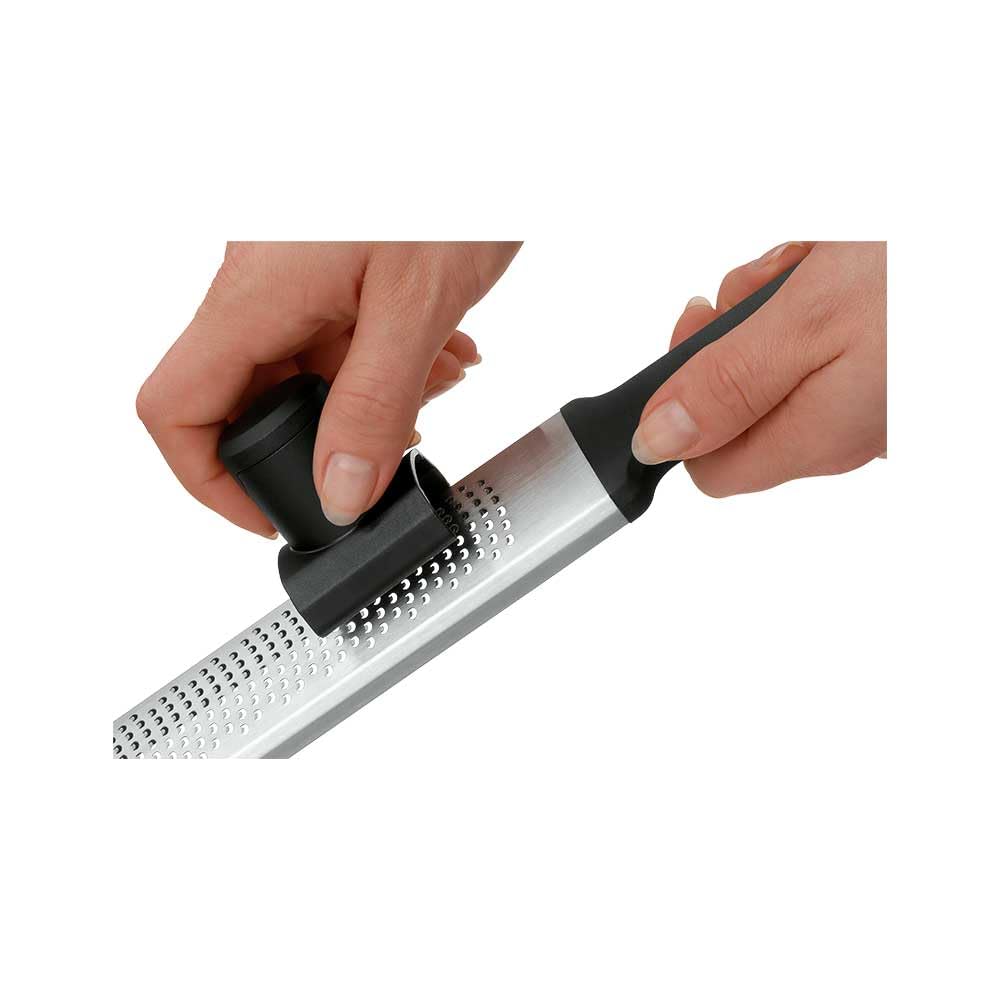 wmf-top-tools-k-chenreibe-muskatreibe-33-x-4-cm-feine-edelstahl-reibe-mit-resteh image 3