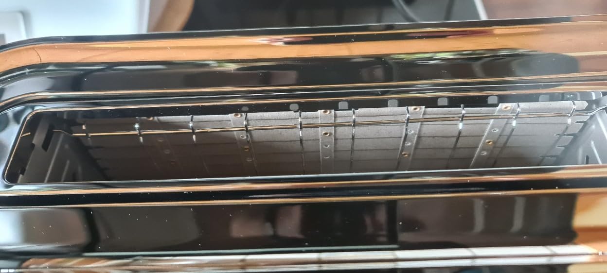 Guter Toaster mit kleinem Makel