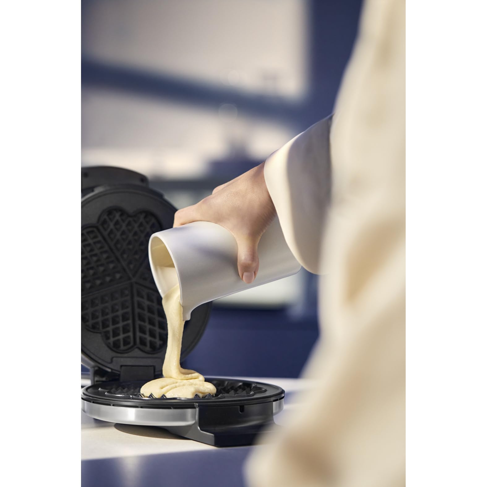 wmf-lono-edition-waffeleisen-herzform-herzwaffeleisen-900-w-mit-stufenlosem-br-u image 3