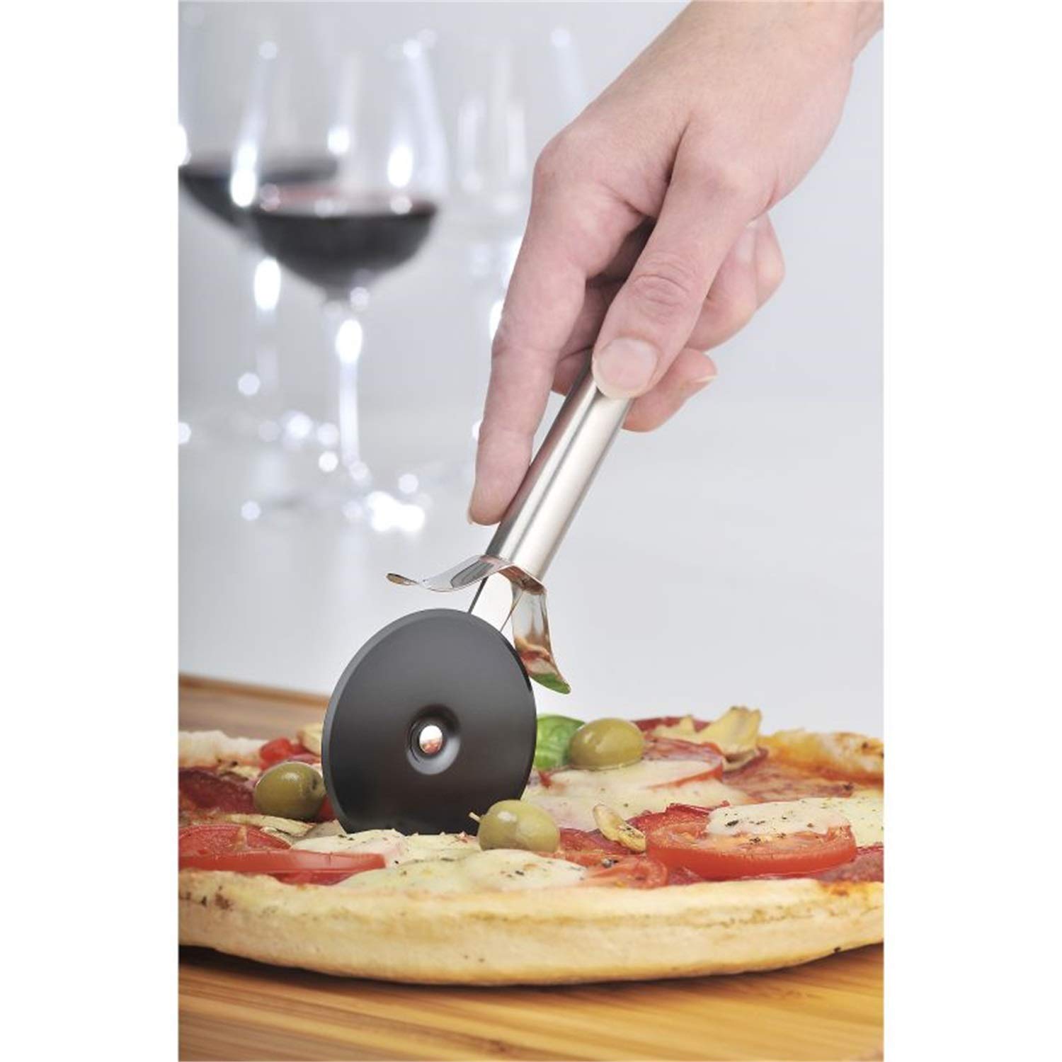 wmf-profi-plus-pizzaschneider-19-8-cm-teigrad-antihaftbeschichtet-pizzaroller-mi image 2