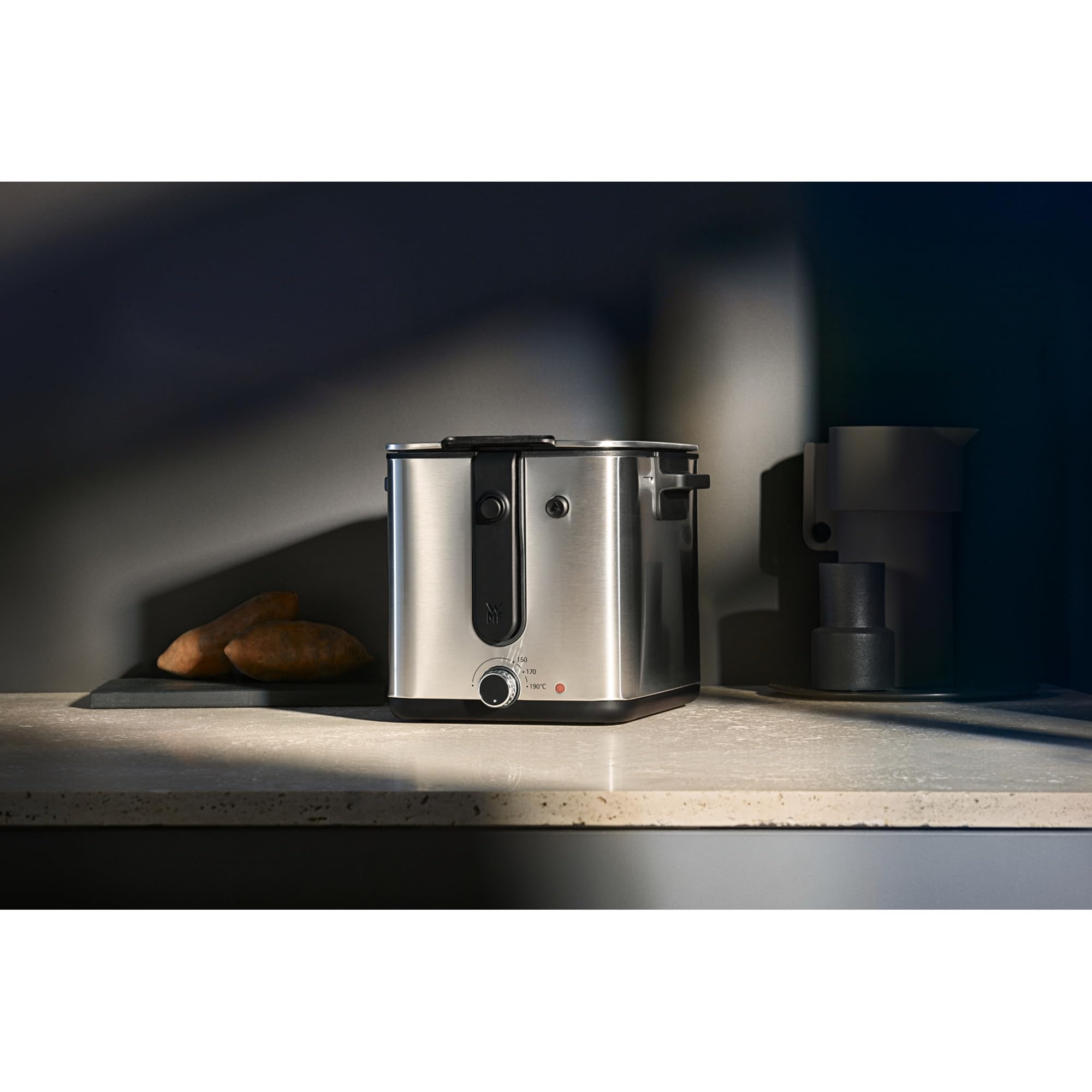 wmf-k-chenminis-mini-friteuse-1000-w-mit-kartoffelschneider-herausnehmbarem-lbeh image 2