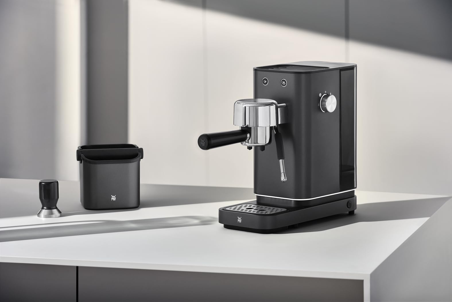 wmf-lumero-siebtr-ger-espressomaschine-1400-watt-15-bar-3-eins-tze-milchaufsch-u image 6