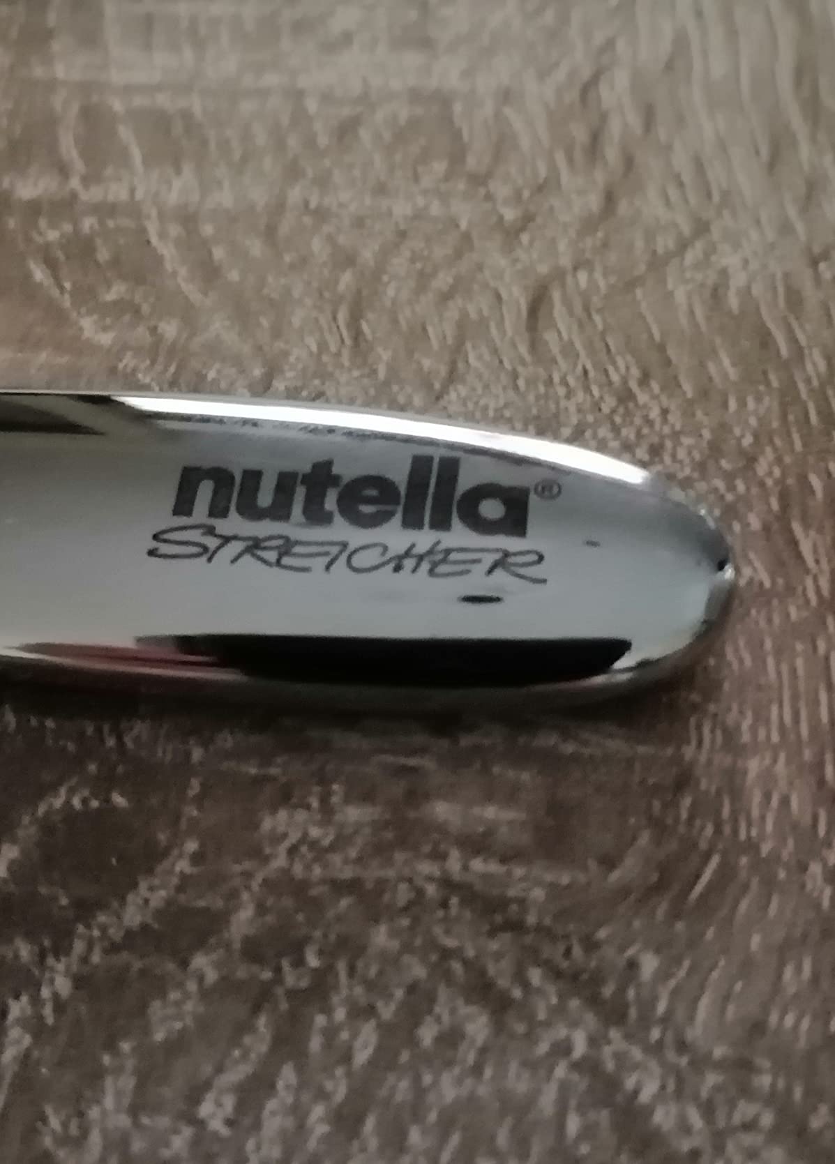 Naja, ein normales Messer tut's auch