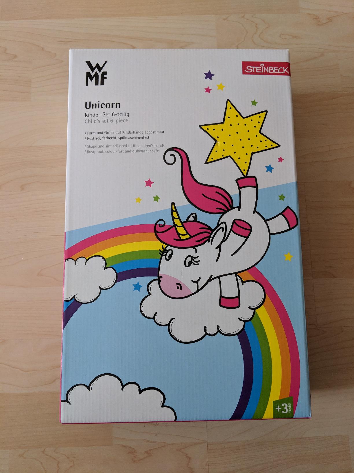Tochter liebt ihr Einhorn-Set