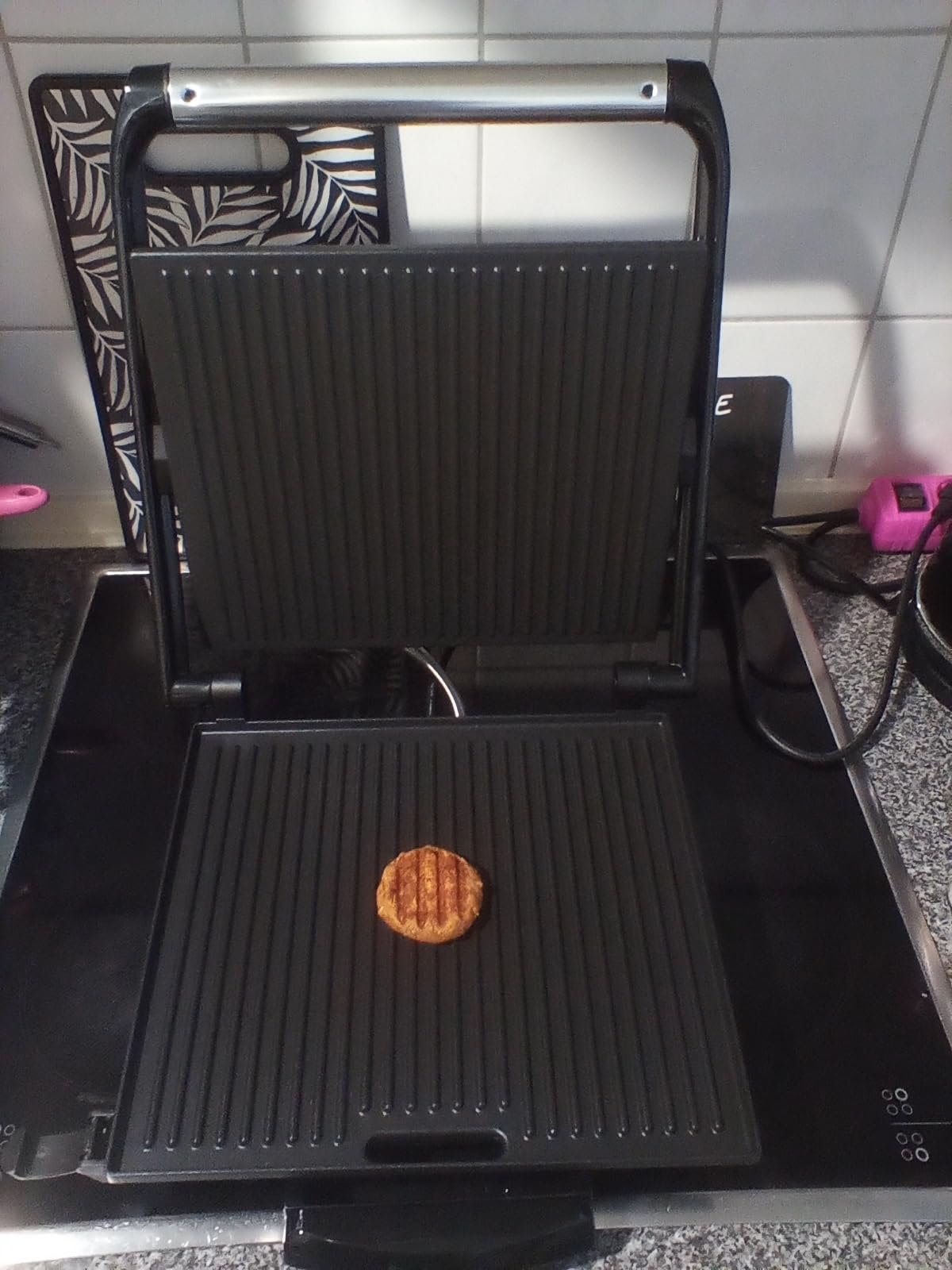 Für Paninis top, für Steaks nur mittel