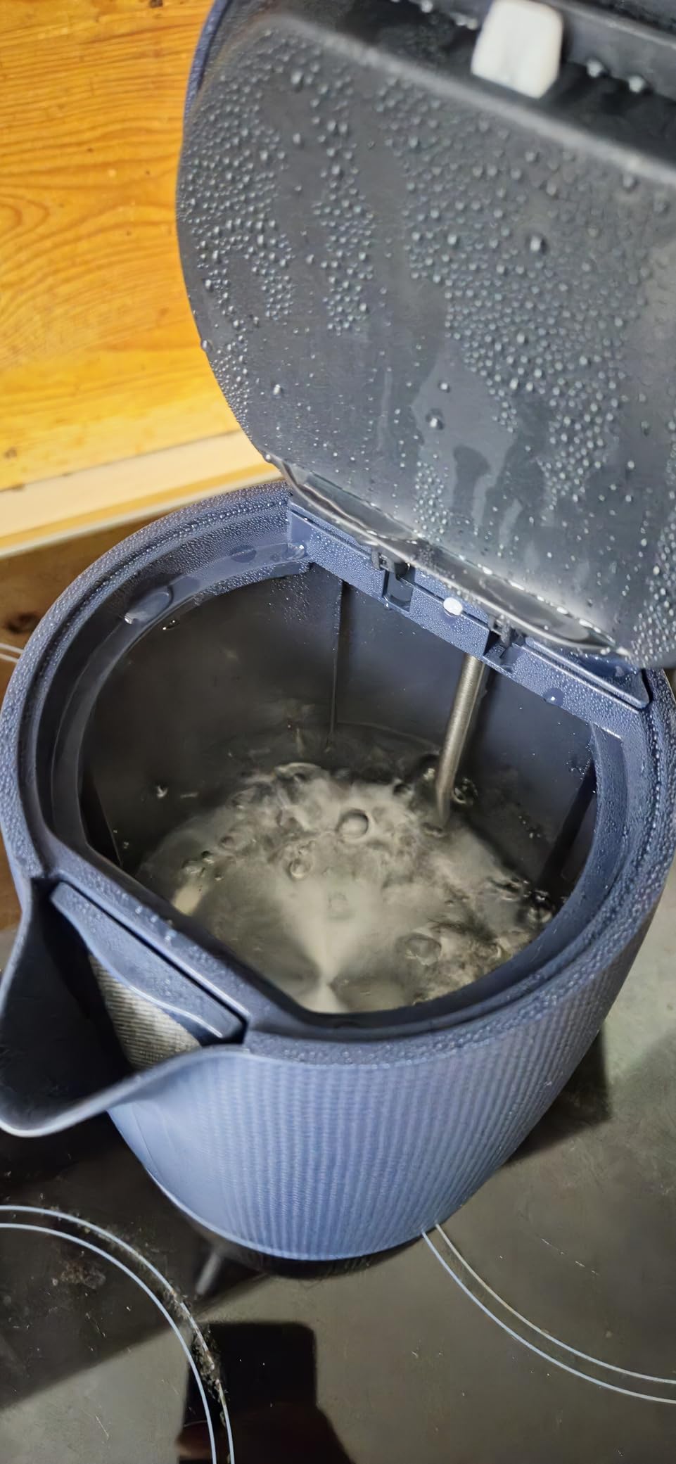 Schöner und schneller Wasserkocher