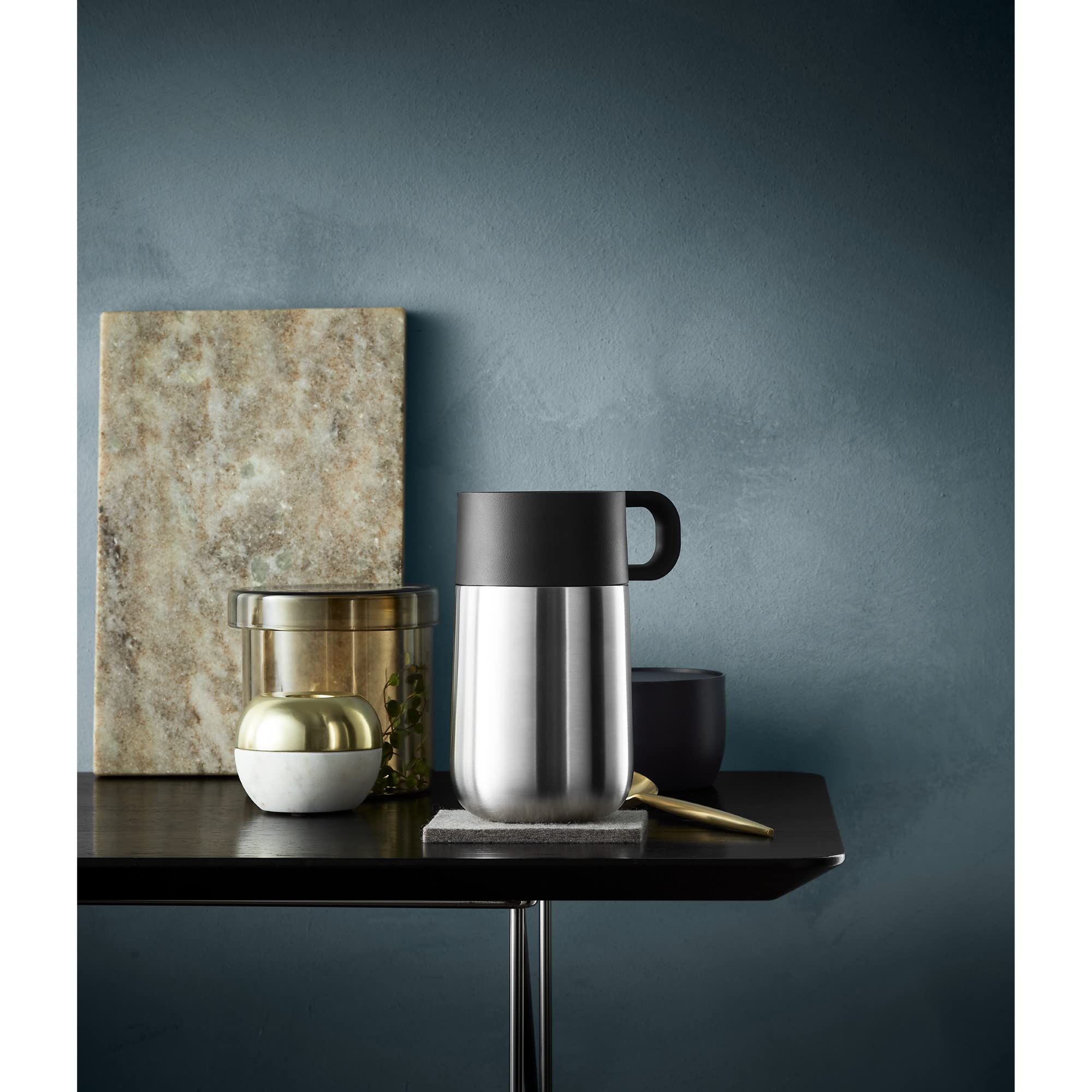 wmf-impulse-travel-mug-thermobecher-300-ml-kaffeebecher-to-go-mit-automatikversc image 2