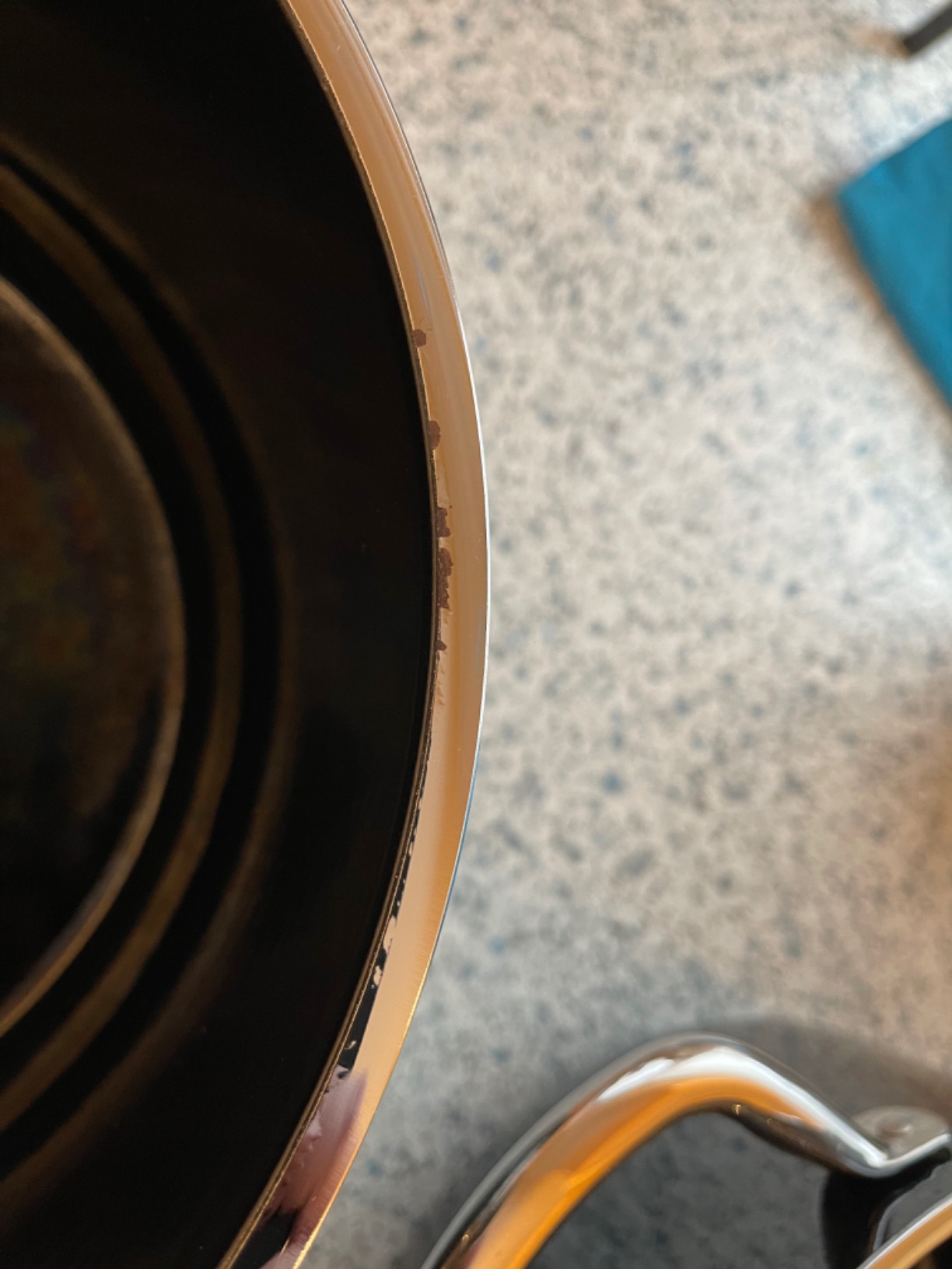 Deckel schlagen beim Kochen