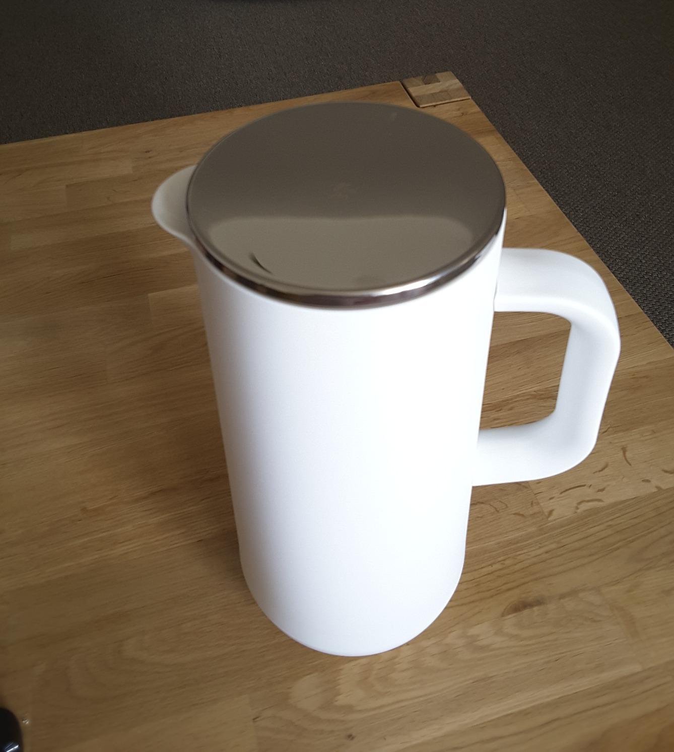 Gute Kanne mit kleinem Haken