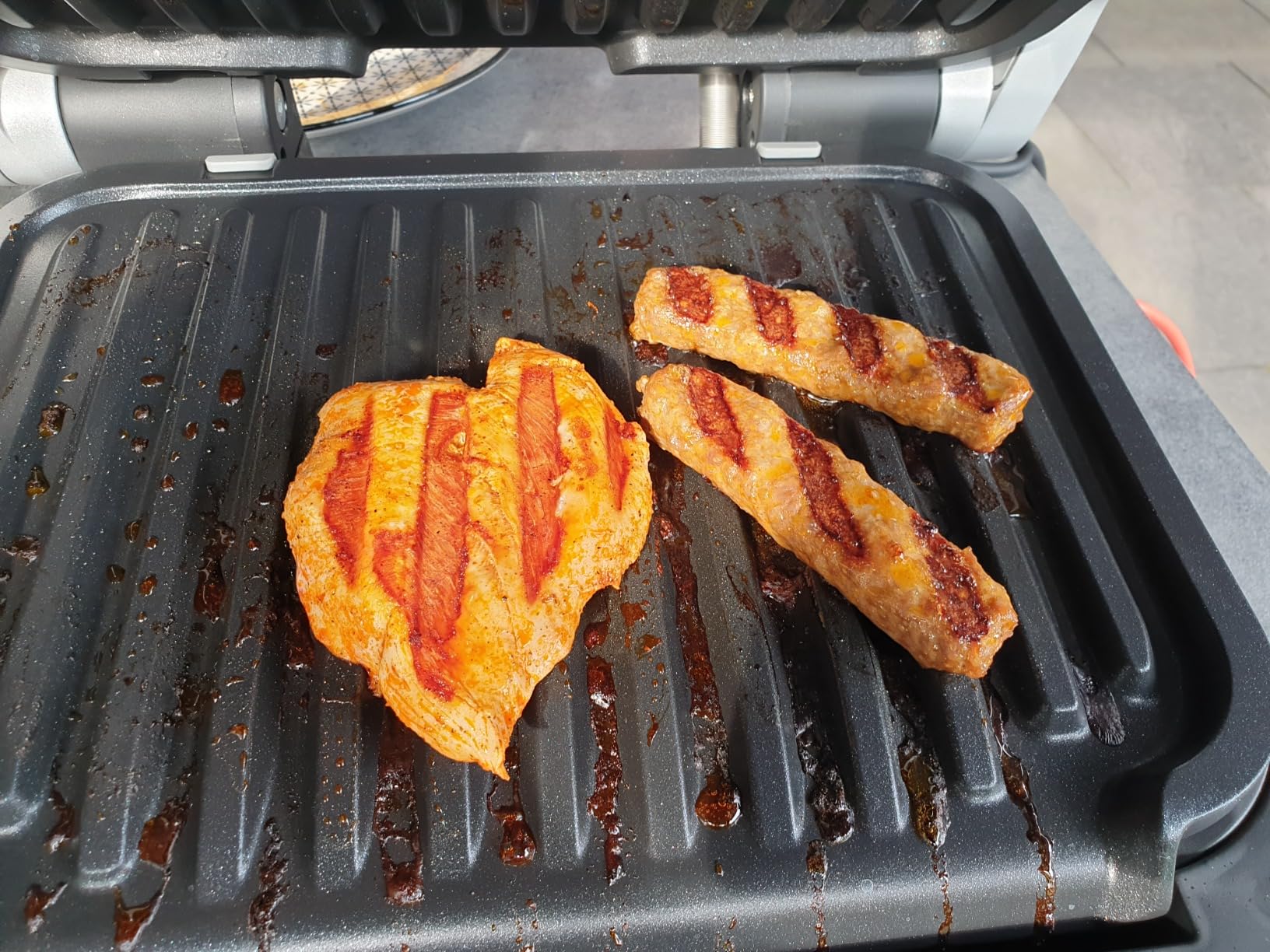 Sehr guter Kontaktgrill mit kleinem Manko