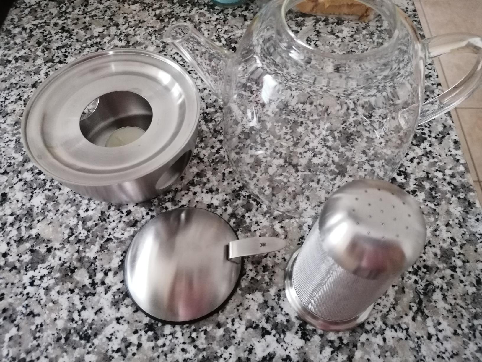 Glas hat nach zwei Wochen Risse