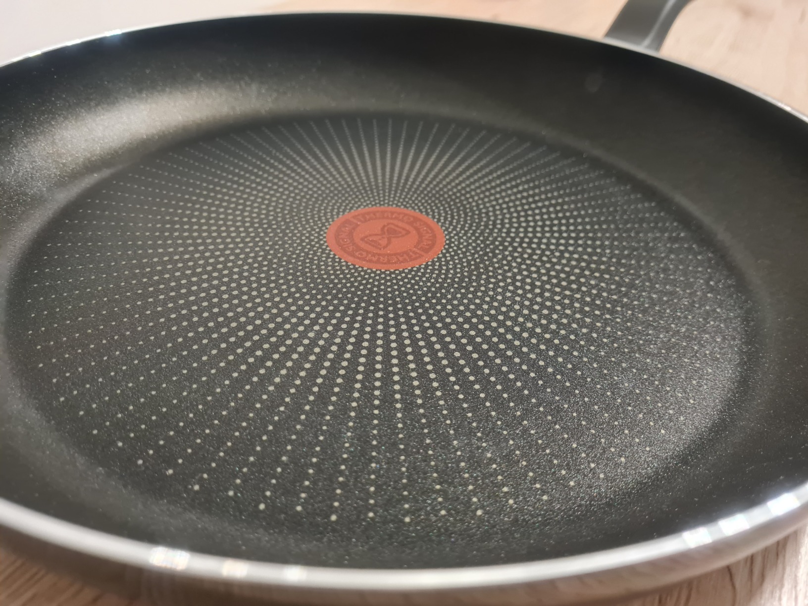Endlich große Pfanne mit Qualität