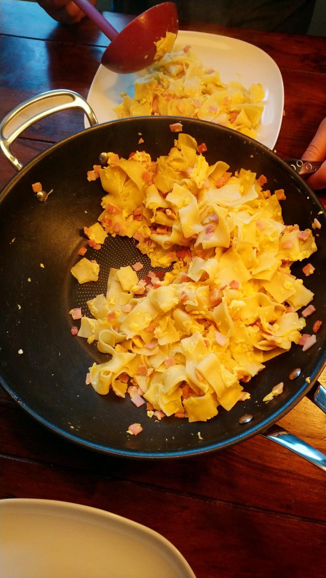 Gute Wokpfanne mit kleiner Schwäche