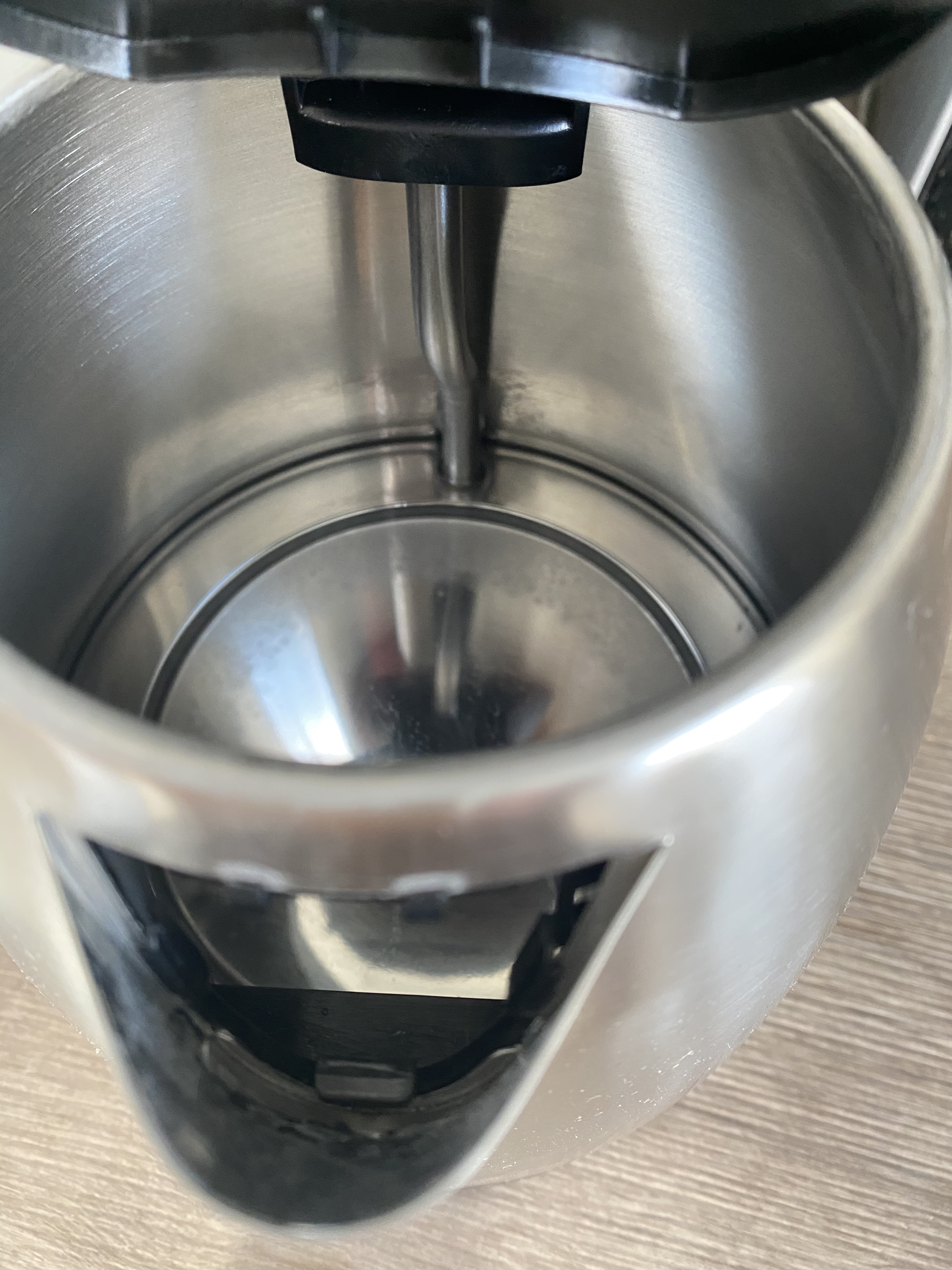 Deckel lässt sich schwer öffnen